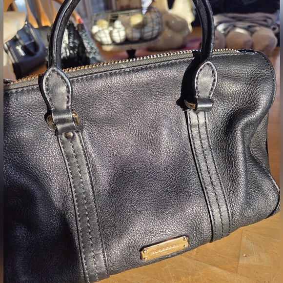 Authentic Burberry Black Leather Handbag/Crossbody/Satchel - Picture 1 of 16